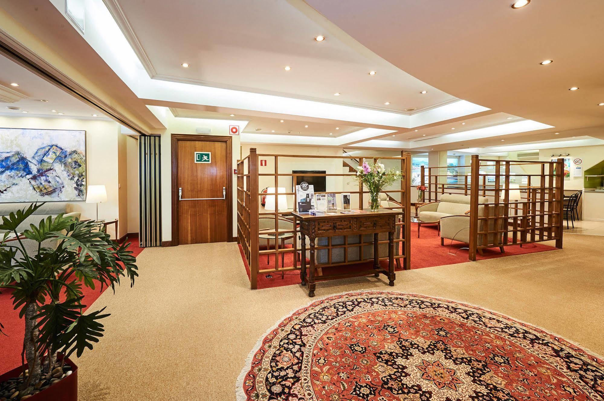 Hotel Parma Saint-Sébastien Extérieur photo